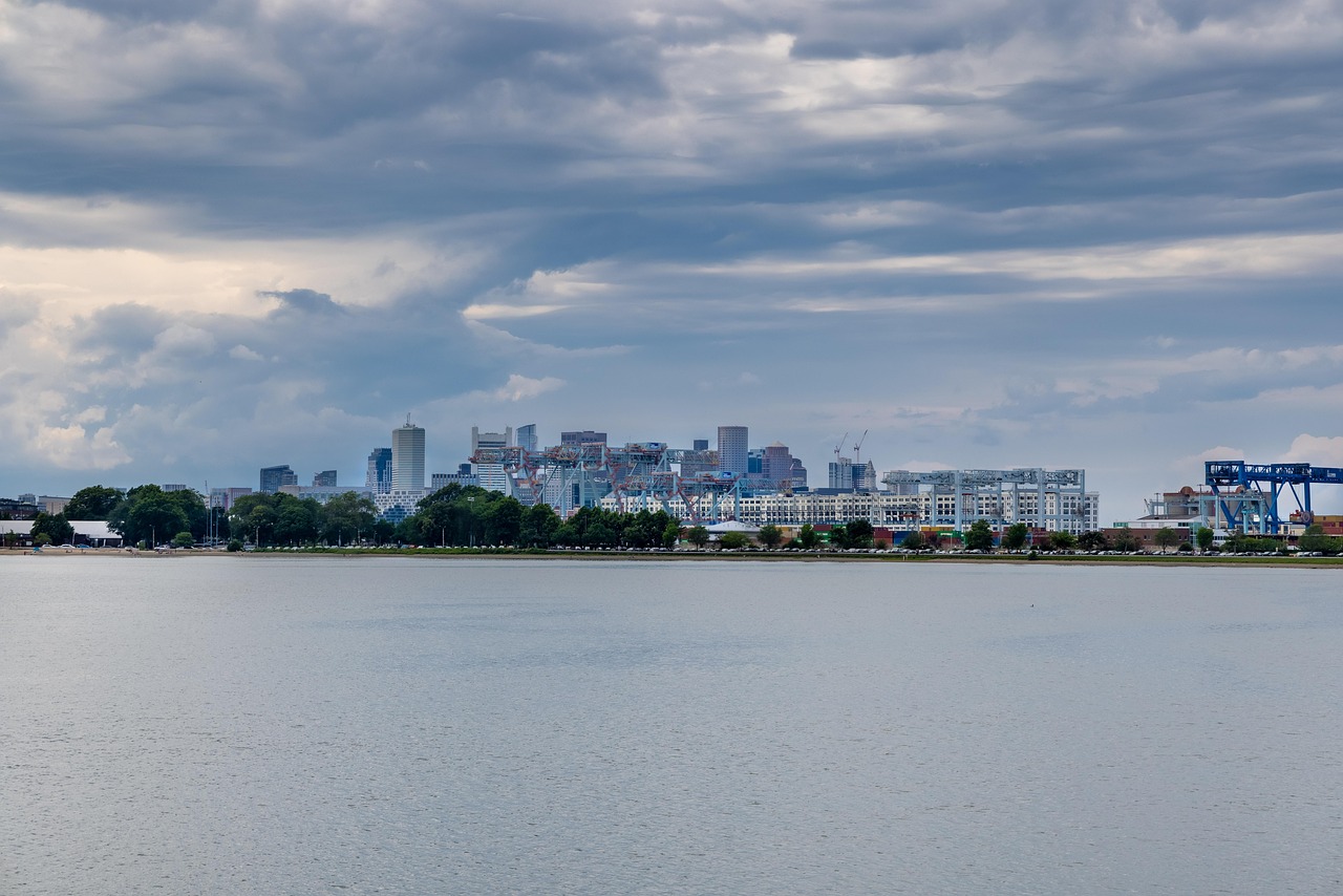 Flights to Boston (BOS) - Boston Harbor and skyline - book airline tickets